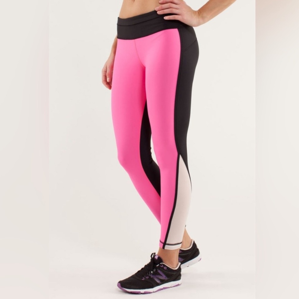 Lululemon Run Pace Leggings - Picture 2 of 8